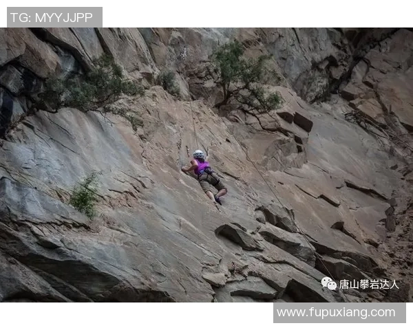 重庆攀岩队的中路突破之路:深度解析攀岩运动的挑战与成就